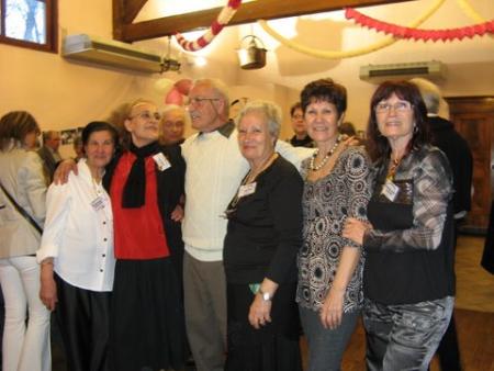 Christiane Garcia. Jacqueline Gald�ano.Antoine Castillo.Helene Castillo.Danielle & Marie-Therese Dearo