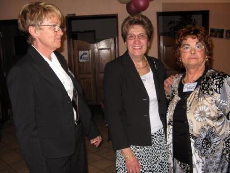 Delphine Sanchez.  Solange Anton. Ang�le Victoria